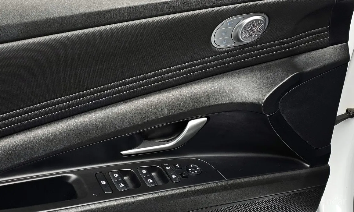 Фото 18 - Hyundai Avante