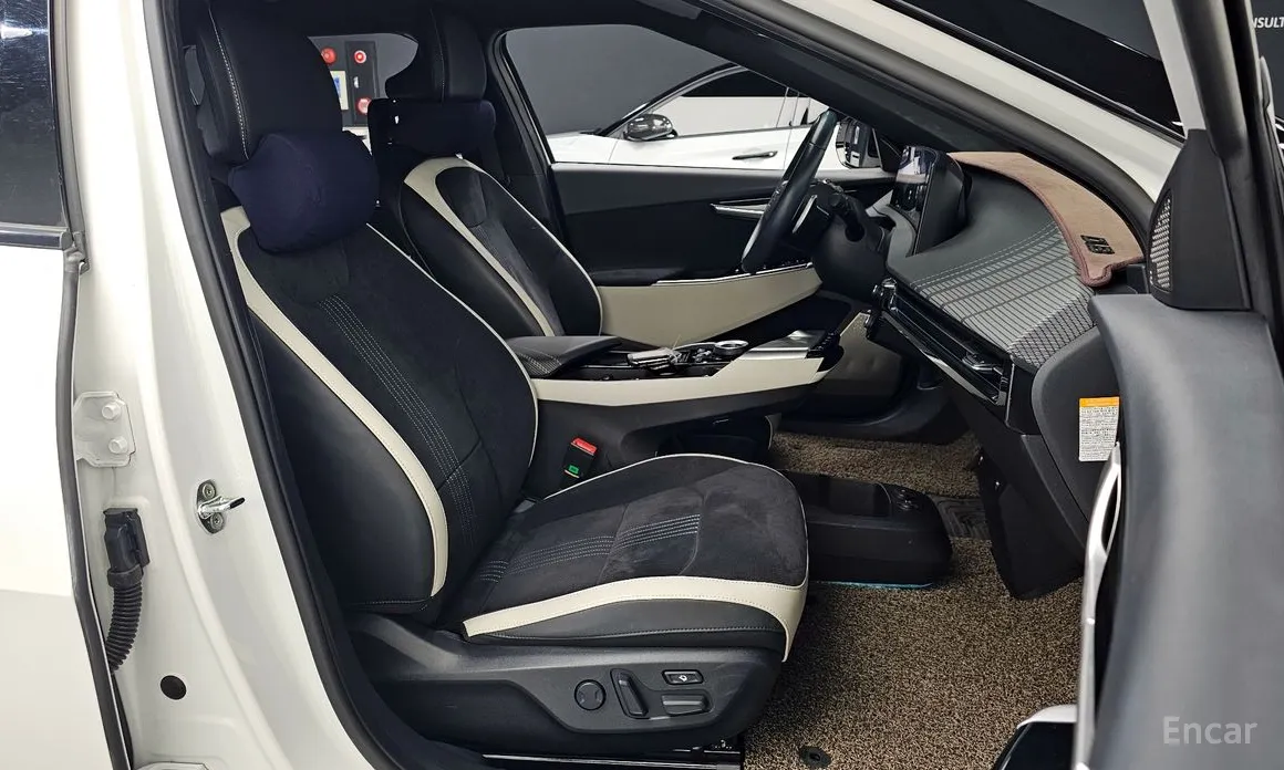 Фото 10 - Kia EV6