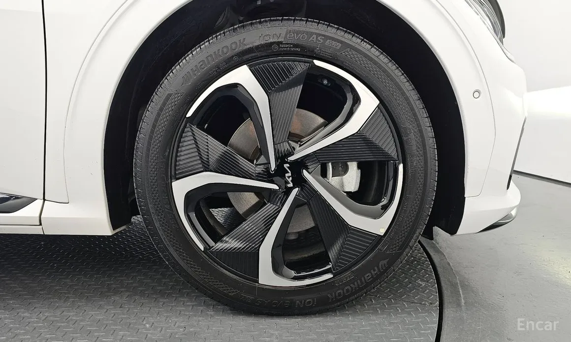 Фото 5 - Kia EV6