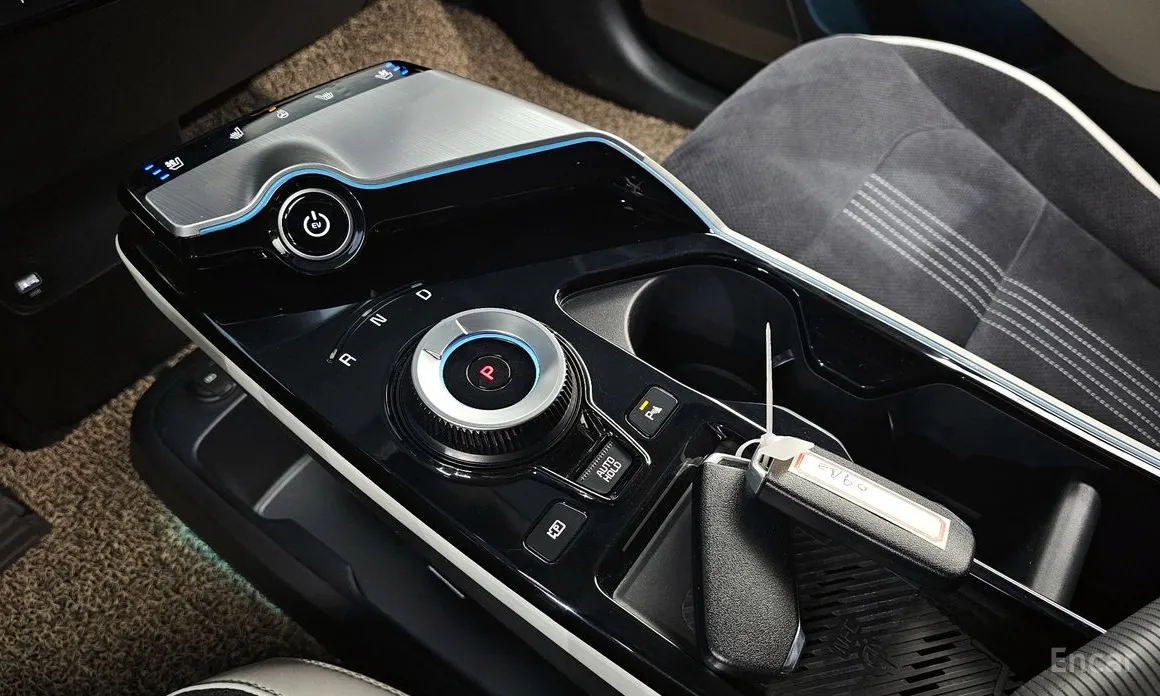 Фото 9 - Kia EV6