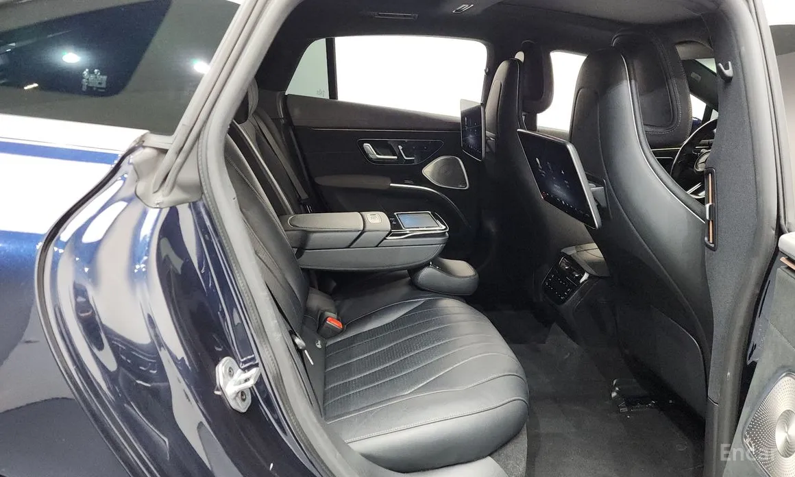 Фото 12 - Mercedes-Benz EQS