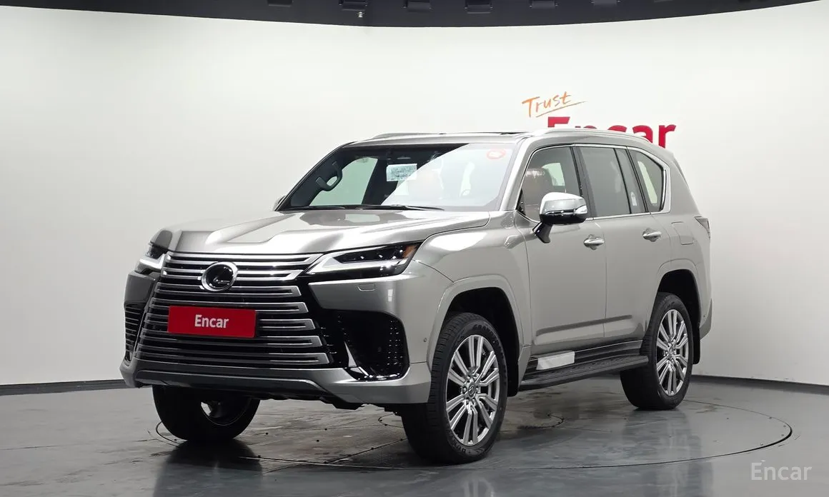 Фото 1 - Lexus LX