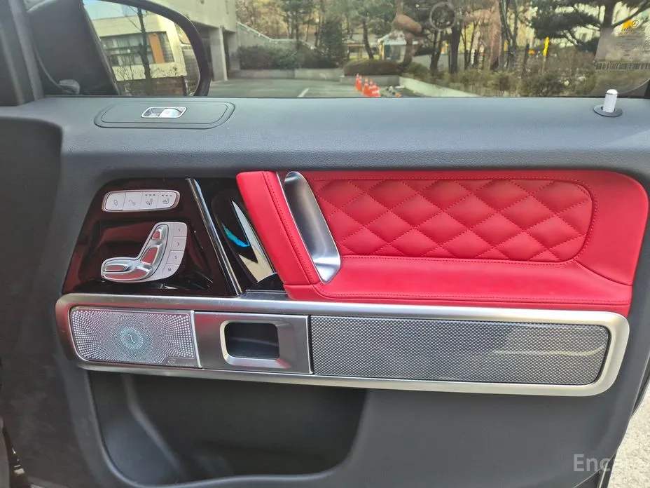 Фото 16 - Mercedes-Benz G-Class