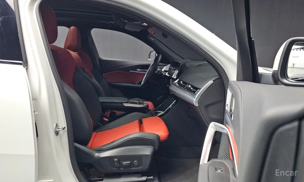 Фото 11 - BMW X2 (F39)