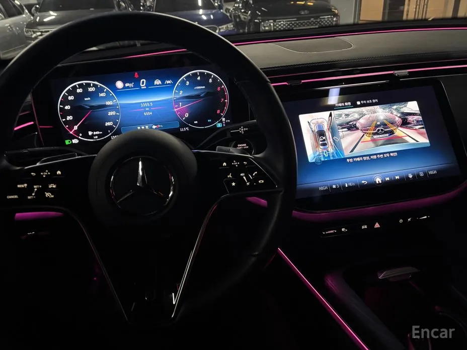 Фото 12 - Mercedes-Benz E-Class