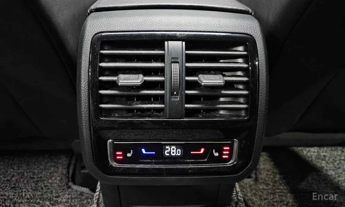 Photo 19 - Volkswagen Arteon