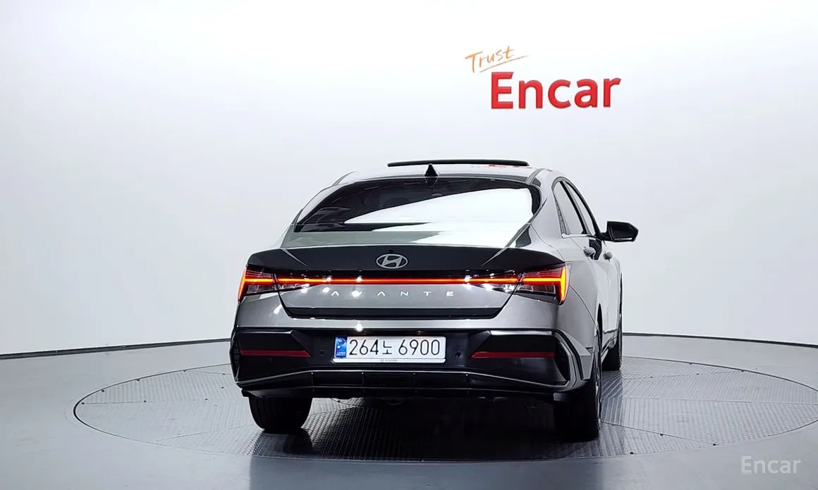 Фото 4 - Hyundai Avante