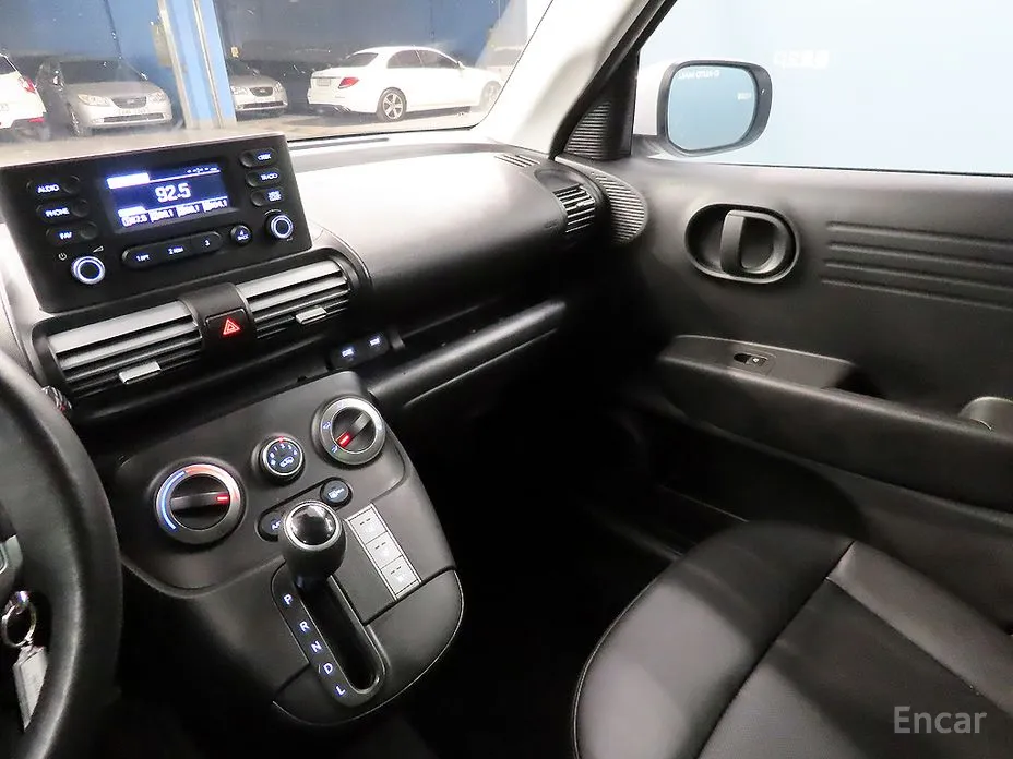 Фото 14 - Hyundai Casper