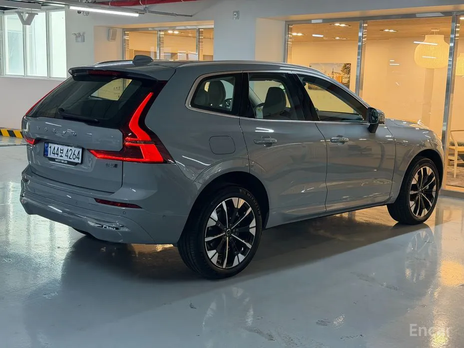 Фото 2 - Volvo XC60