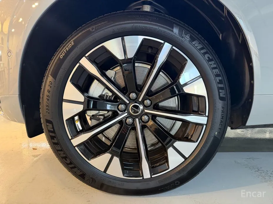 Фото 5 - Volvo XC60