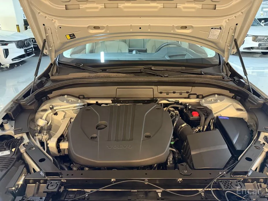 Фото 6 - Volvo XC60