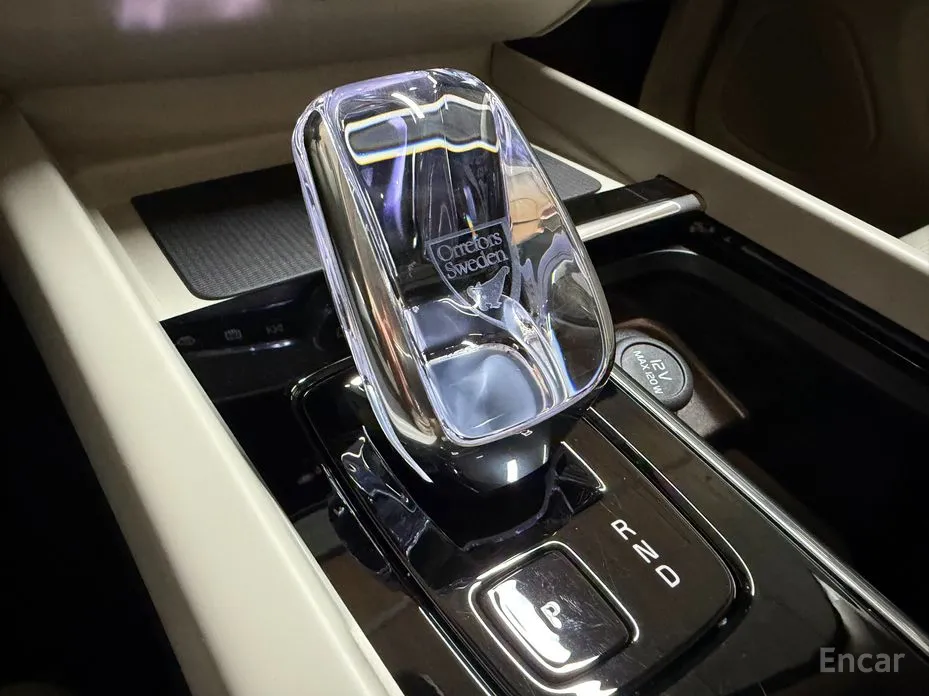 Фото 9 - Volvo XC60