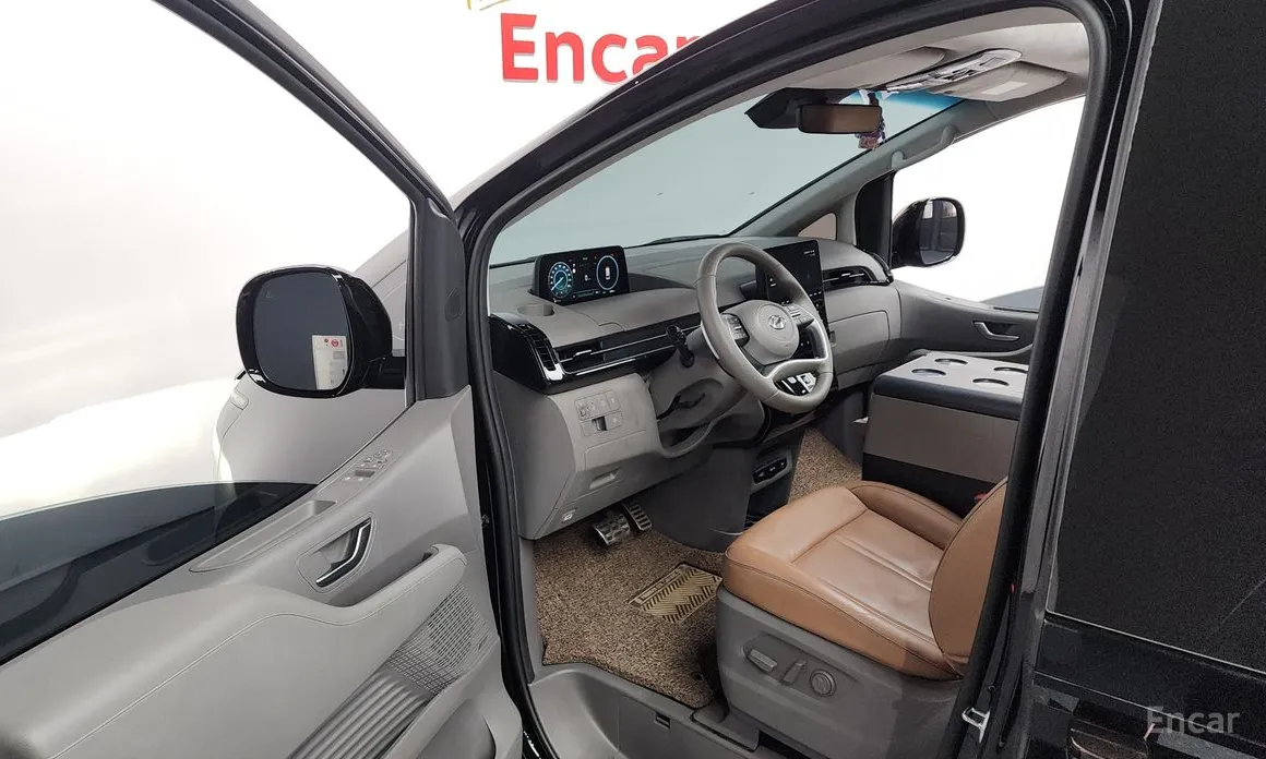 Фото 10 - Hyundai Staria