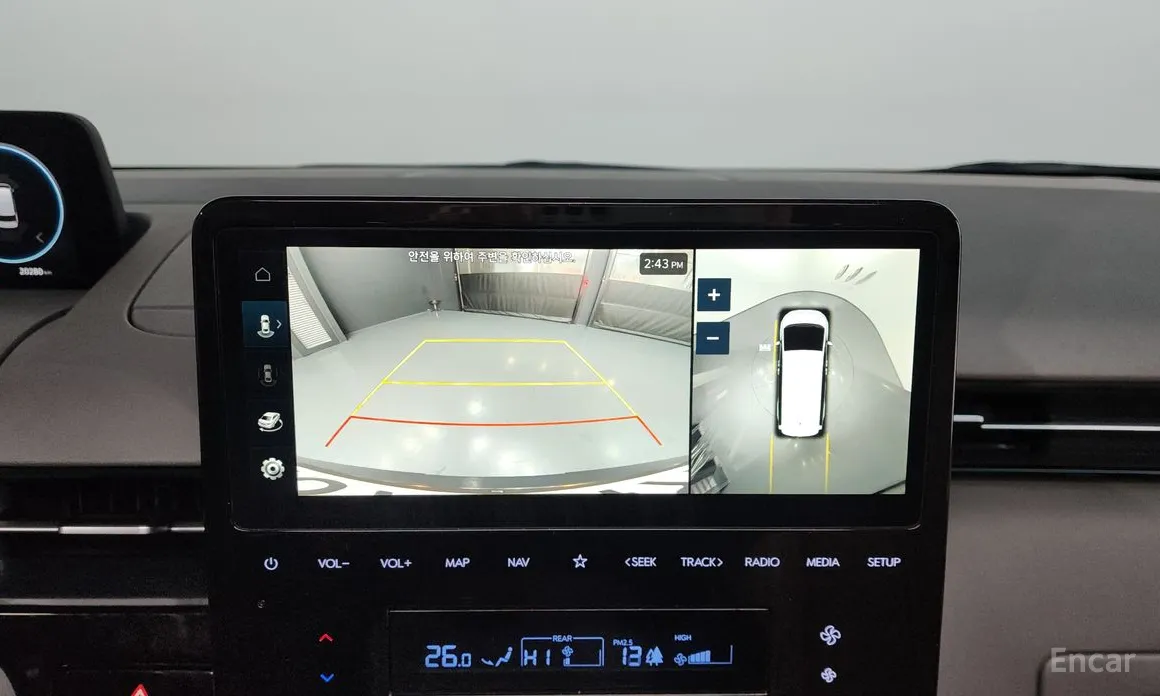 Фото 16 - Hyundai Staria