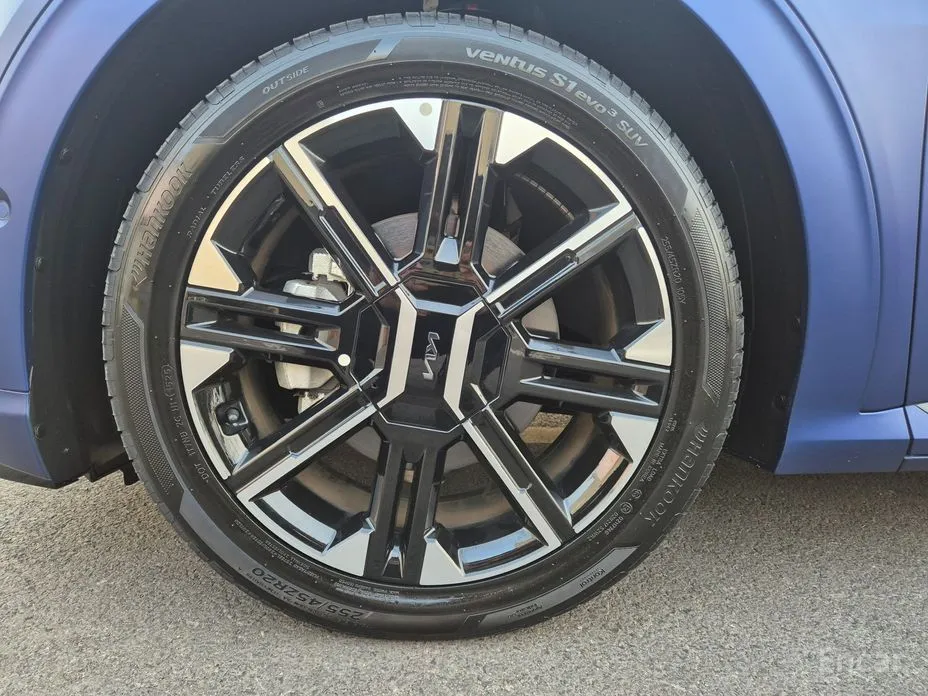 Фото 5 - Kia EV6