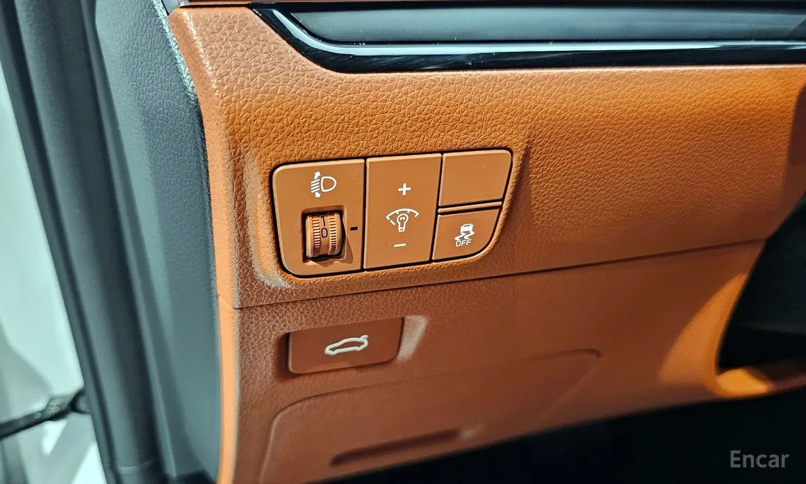 Фото 14 - Kia K5