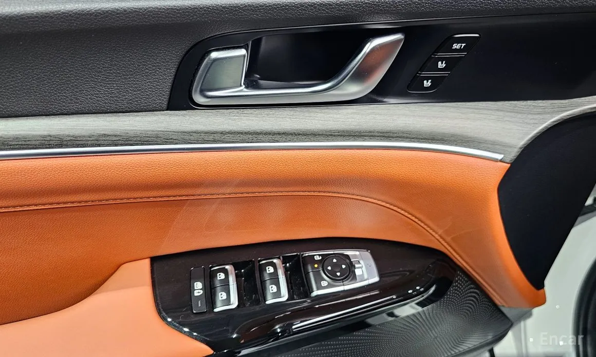 Фото 18 - Kia K5