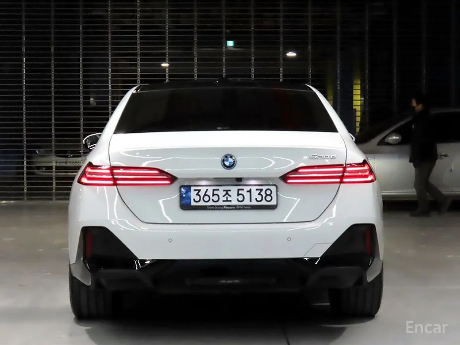 Фото 4 - BMW 5 Series