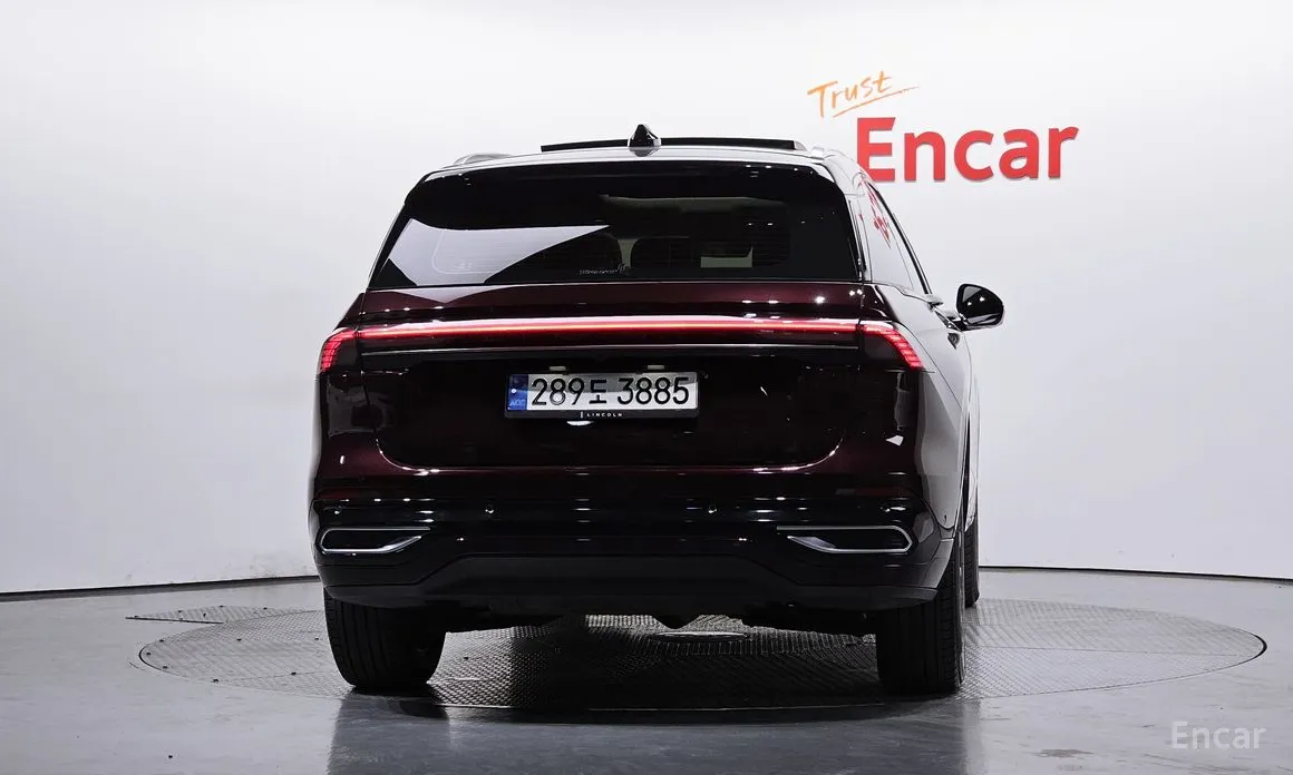 Фото 4 - Lincoln Nautilus