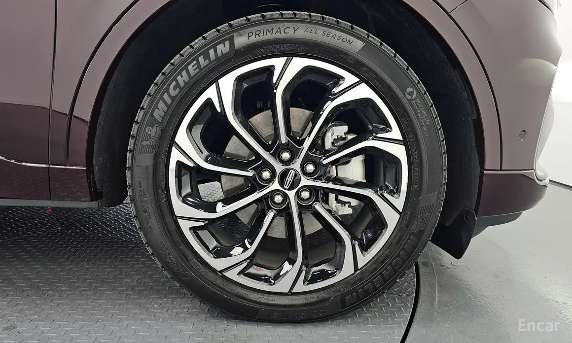 Фото 5 - Lincoln Nautilus