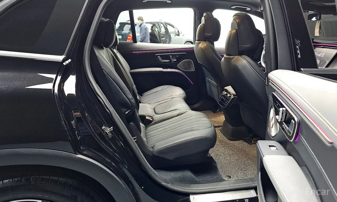 Фото 12 - Mercedes-Benz EQS