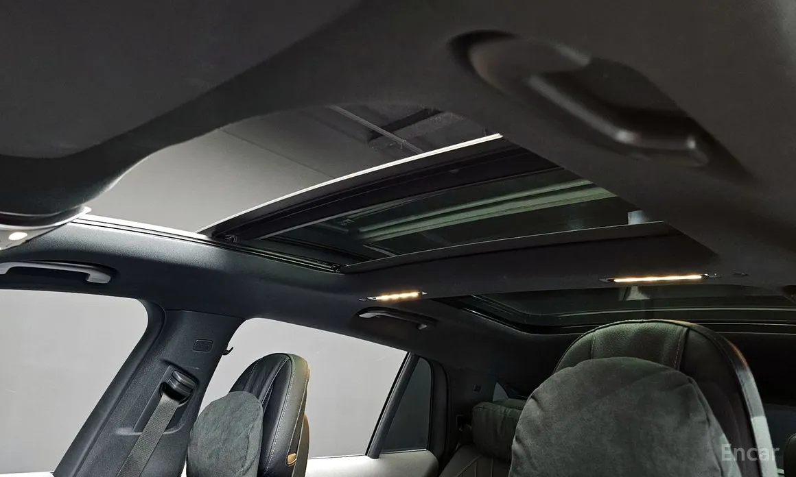 Фото 18 - Mercedes-Benz EQS