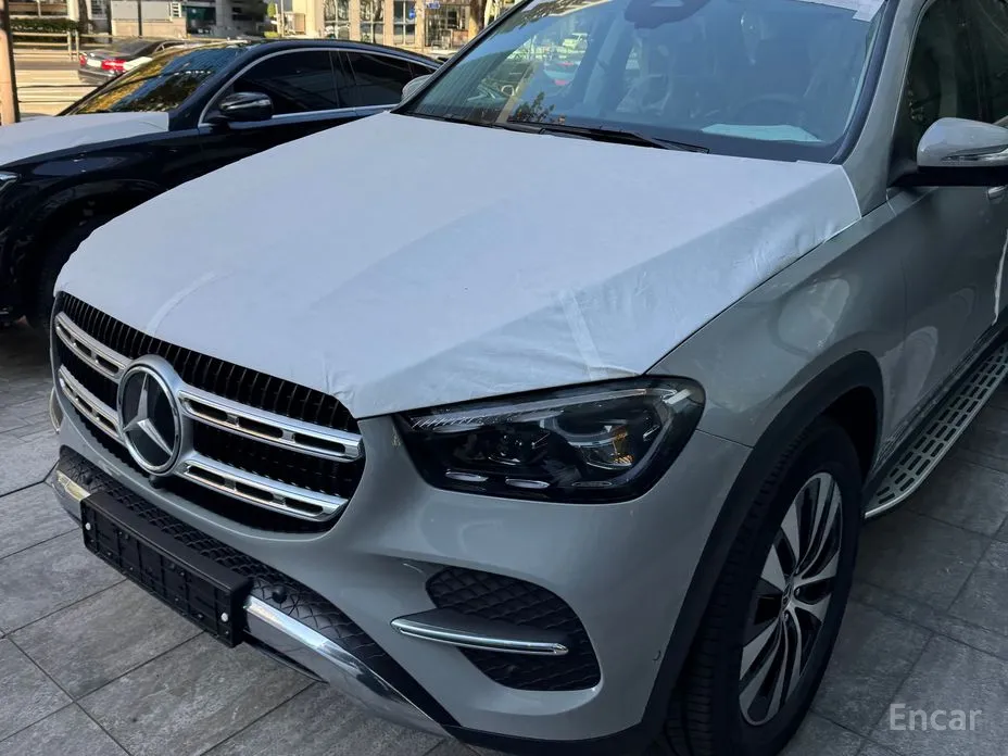 Фото 2 - Mercedes-Benz GLE-Class