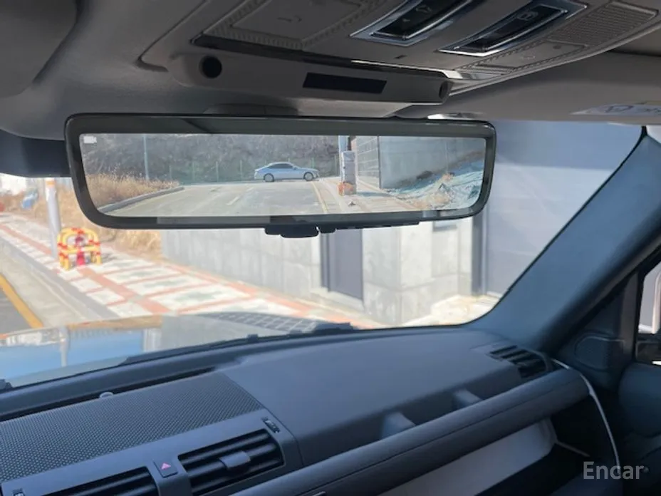 Фото 5 - Land Rover Defender