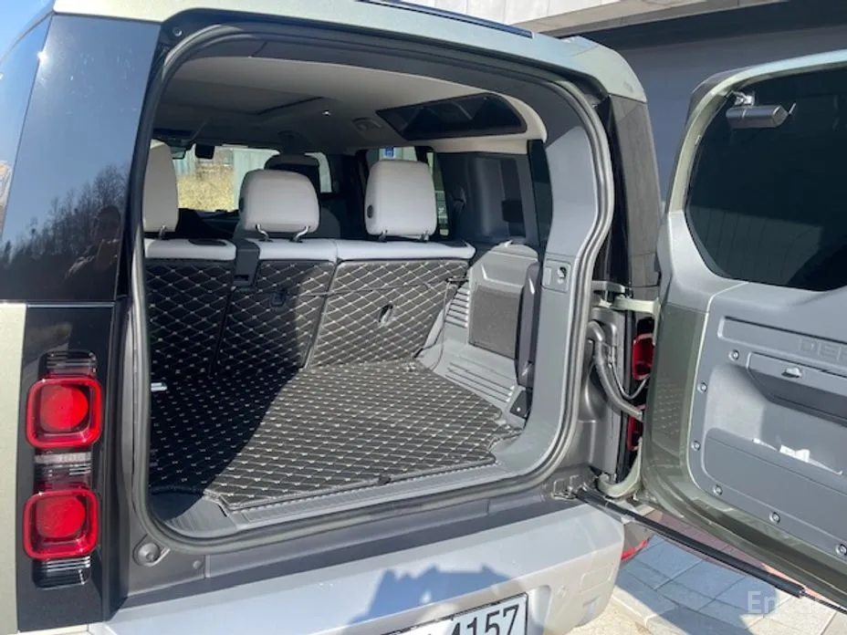 Фото 7 - Land Rover Defender