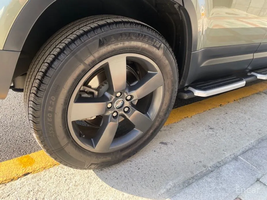 Фото 8 - Land Rover Defender