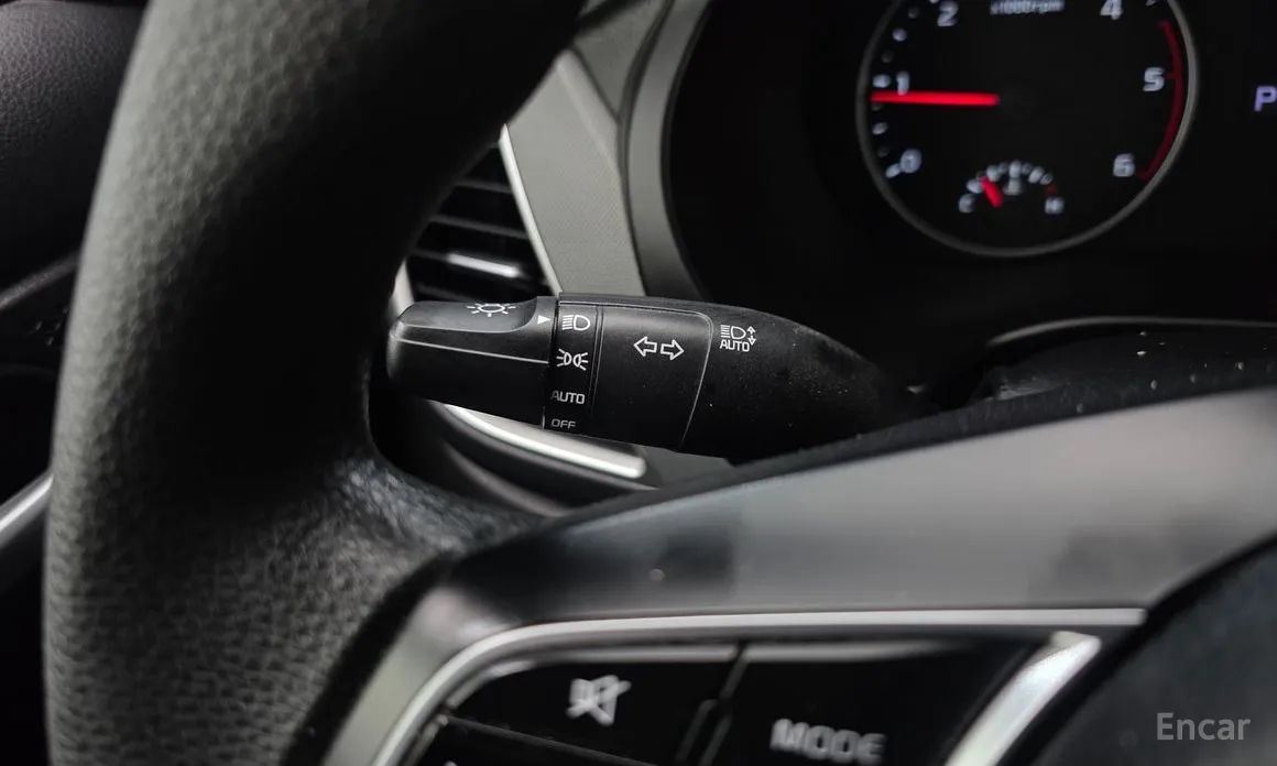 Фото 16 - Kia Seltos