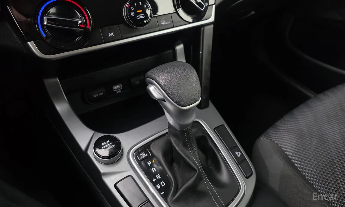 Фото 9 - Kia Seltos