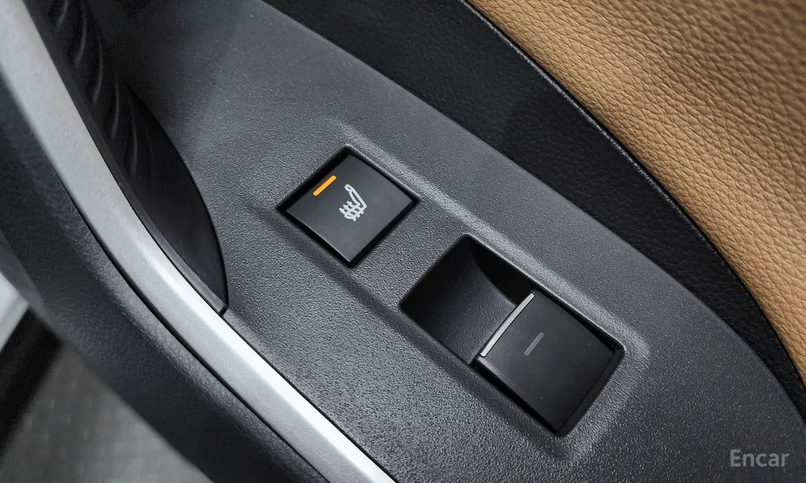 Фото 19 - Toyota RAV4