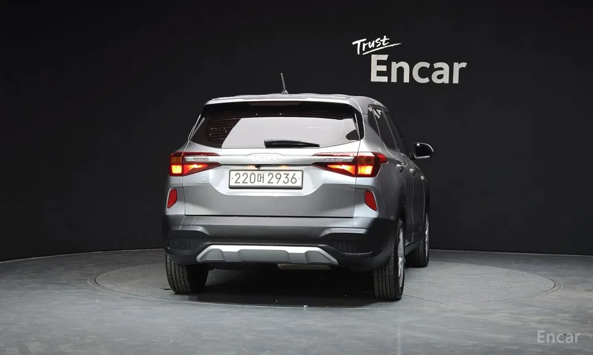 Фото 4 - Kia Seltos