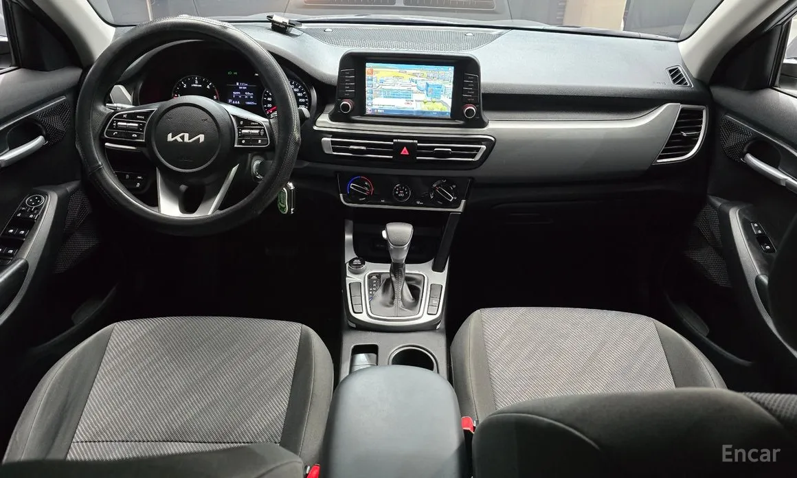 Фото 7 - Kia Seltos