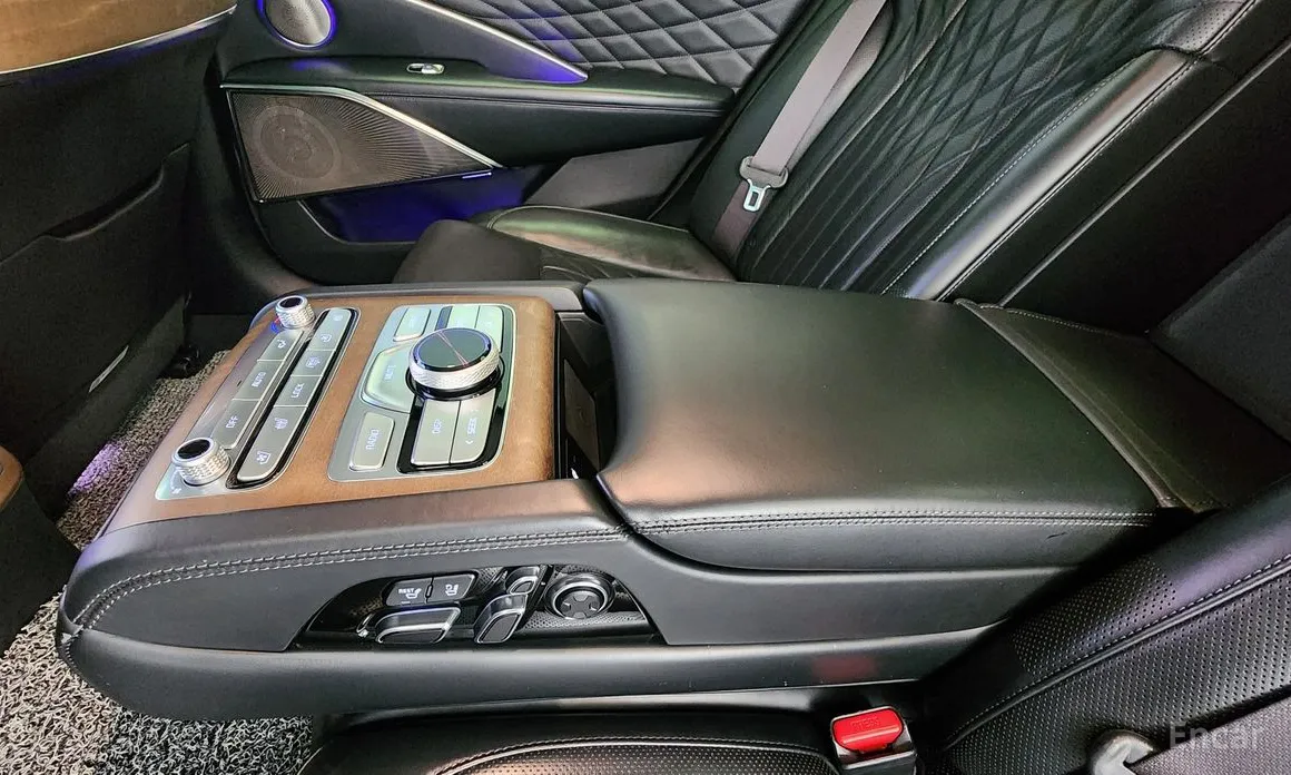 Фото 15 - Kia K9