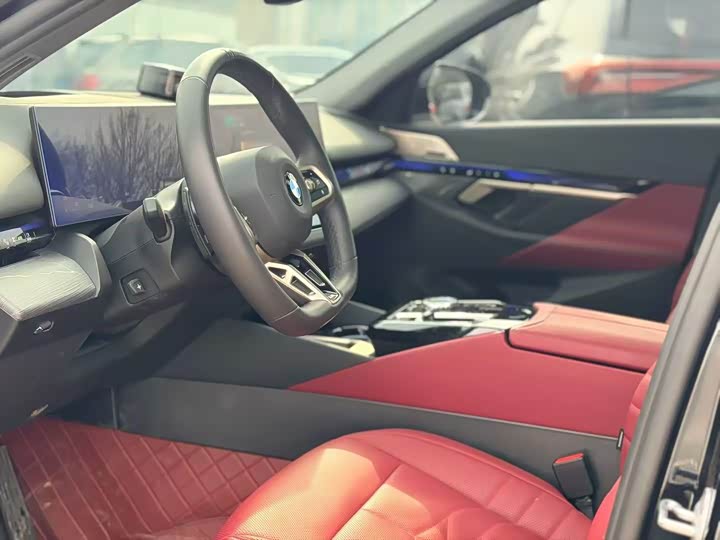 Фото 2 - BMW 5 Series