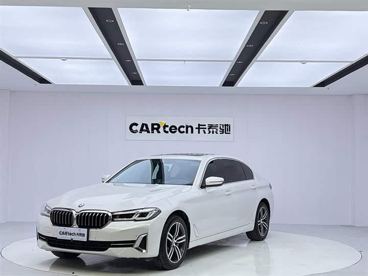 Фото 1 - BMW 5 Series