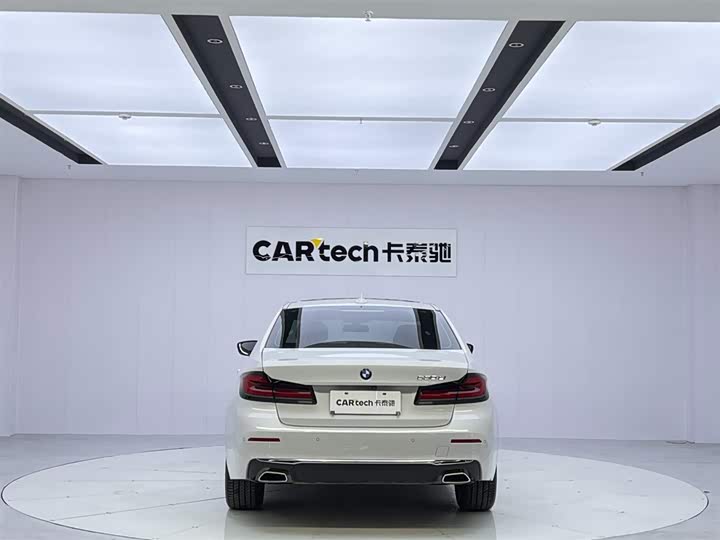 Фото 4 - BMW 5 Series