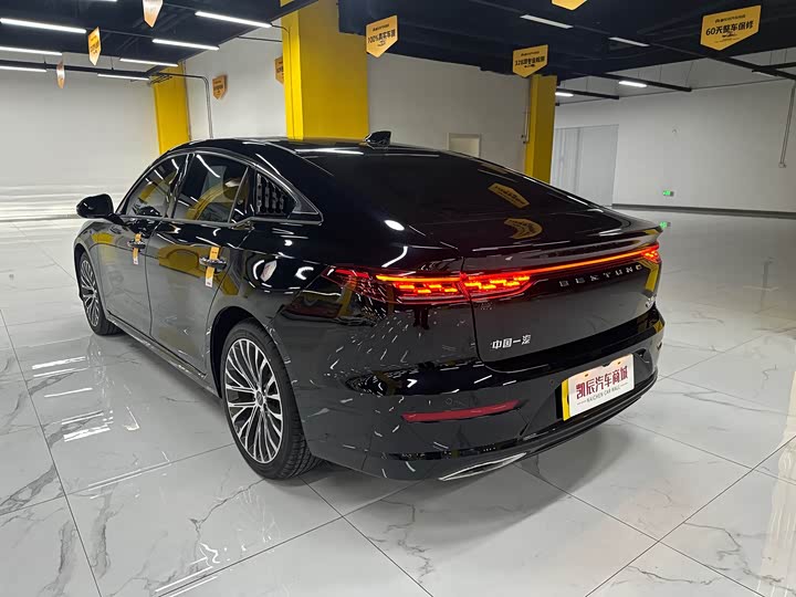 Фото 4 - Bestune B70