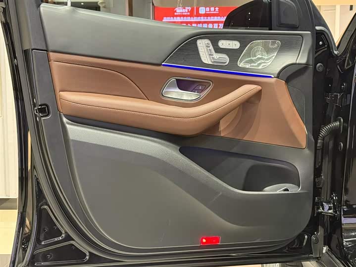 Фото 8 - Mercedes-Benz GLE-Class