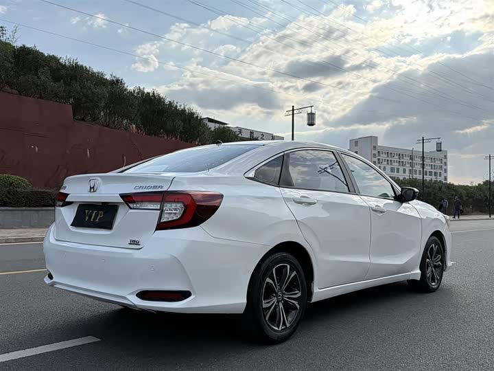 Фото 2 - Honda Crider