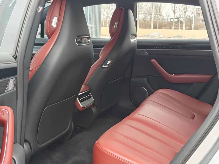 Фото 7 - Luxeed S7