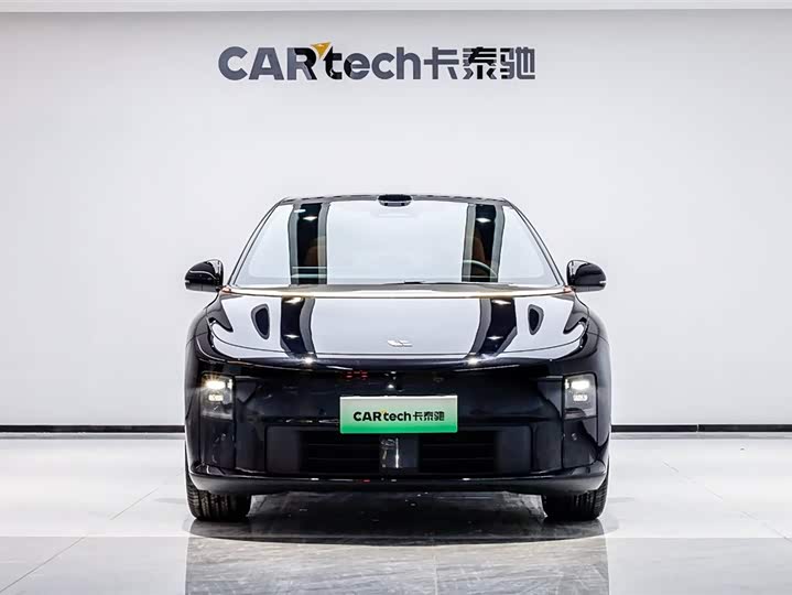 Фото 2 - LiXiang i6