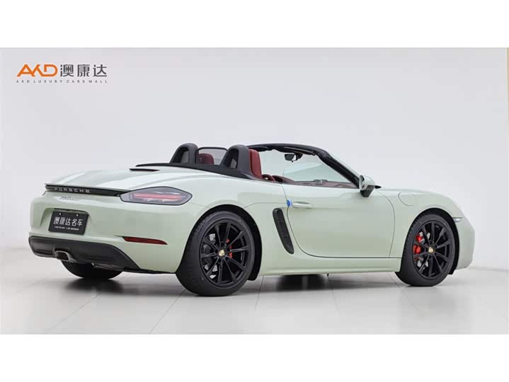 Фото 3 - Porsche 718