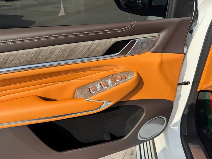 Фото 8 - Tank 500