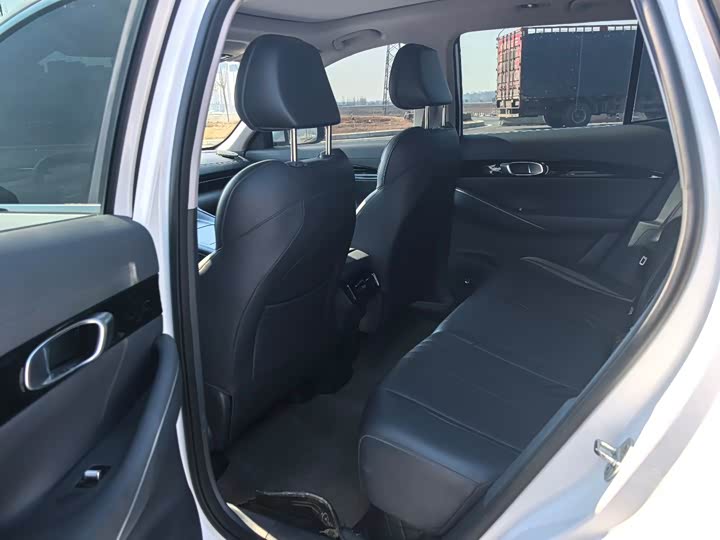 Фото 6 - Geely Galaxy E5