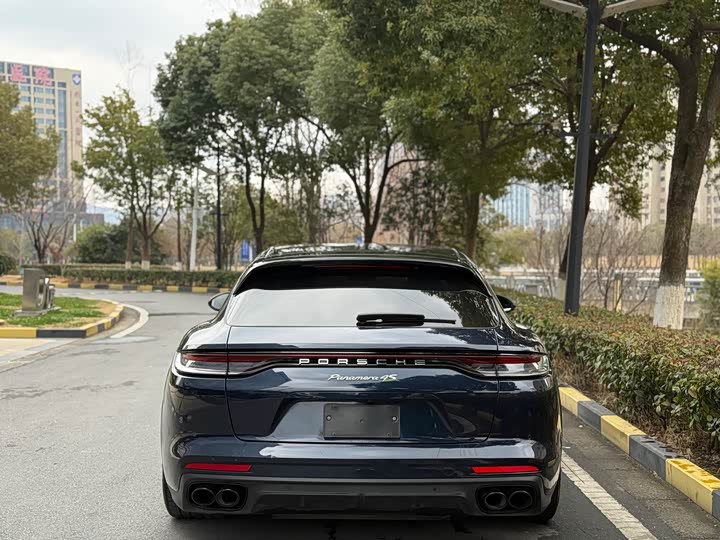 Фото 5 - Porsche Panamera Hybrid