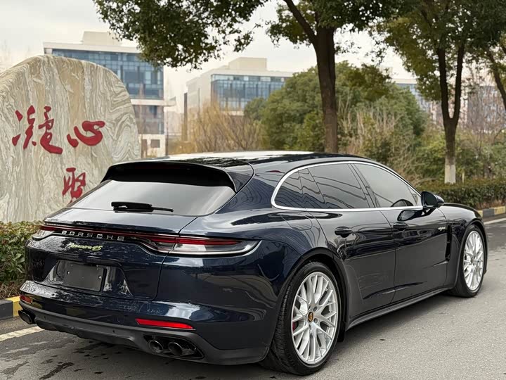 Фото 6 - Porsche Panamera Hybrid