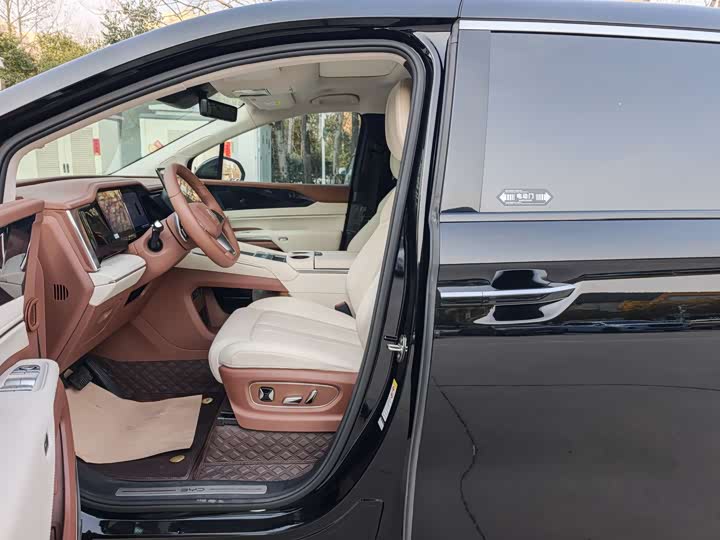 Фото 7 - BYD Xia